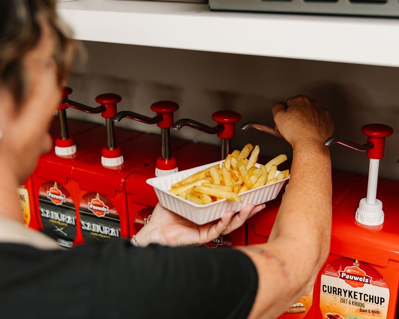 't knabbelke waar klanten en smaken al 20 jaar samenkomen