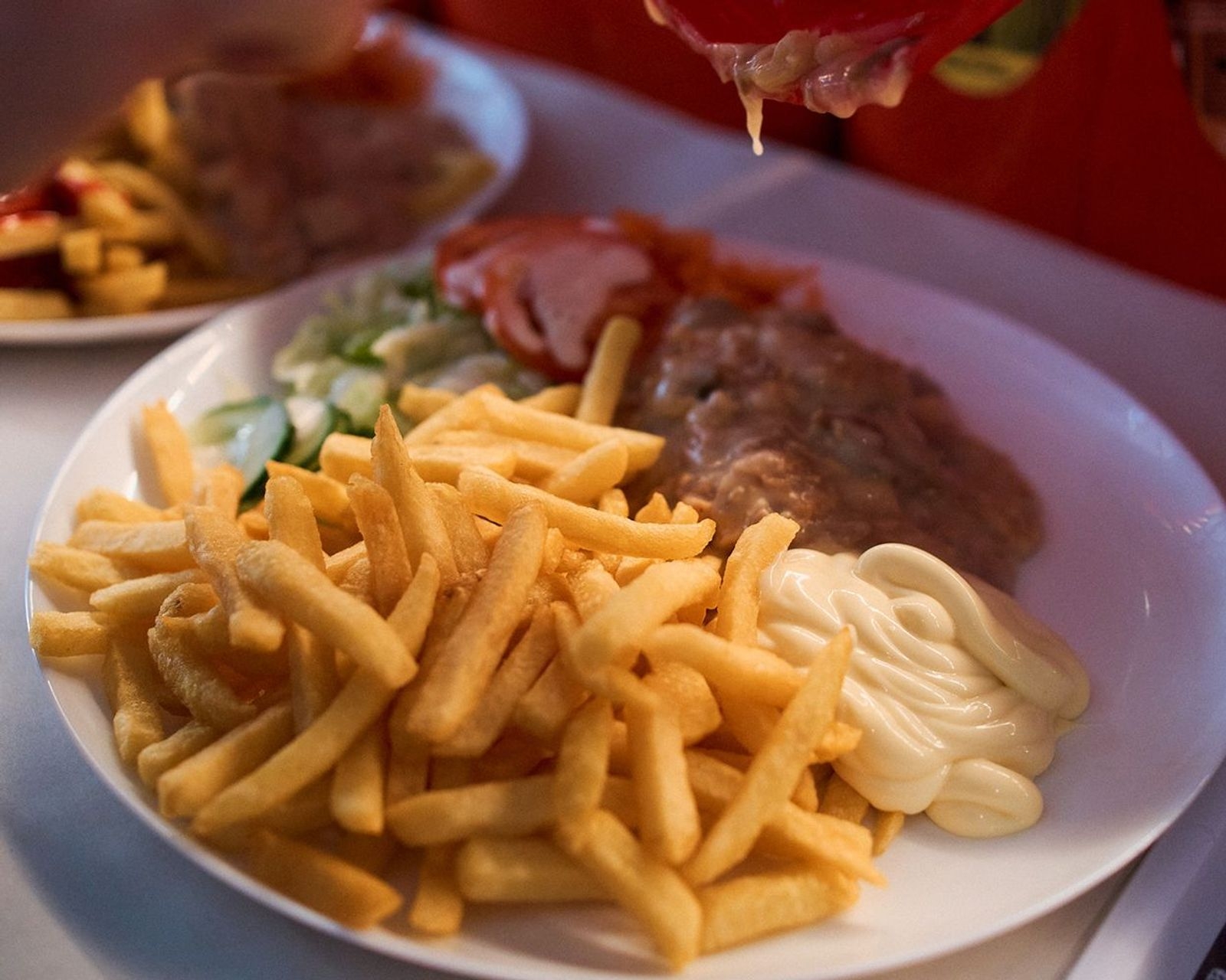 “Vegan Mayo is de perfecte aanvulling op mijn vegan snacks en burgers”